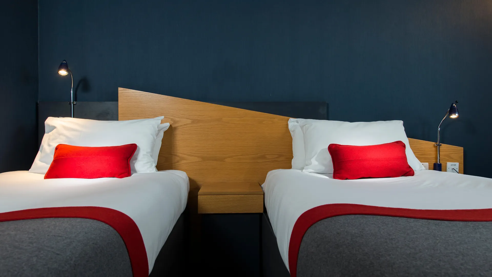*** Hotel Holiday Inn Express Exeter East By Ihg United Kingdom
