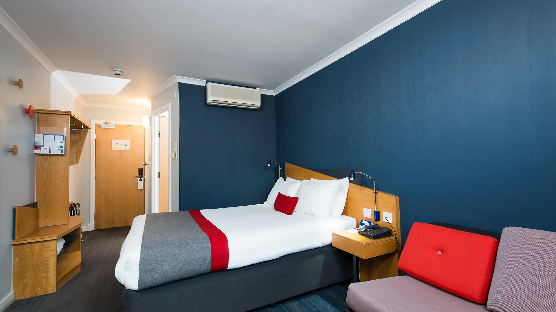 Holiday Inn Express Exeter East By Ihg Hotel