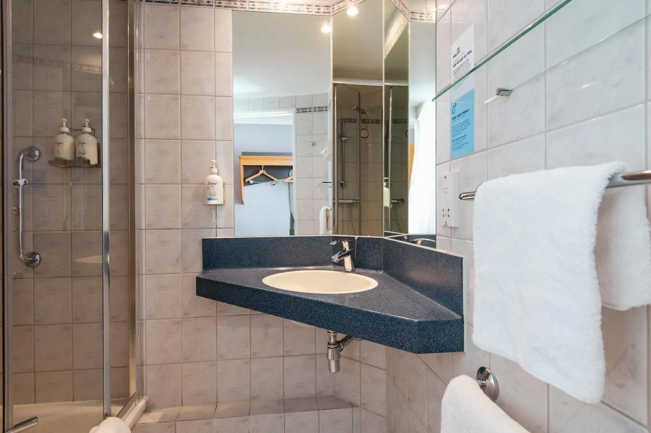 Holiday Inn Express Exeter East By Ihg