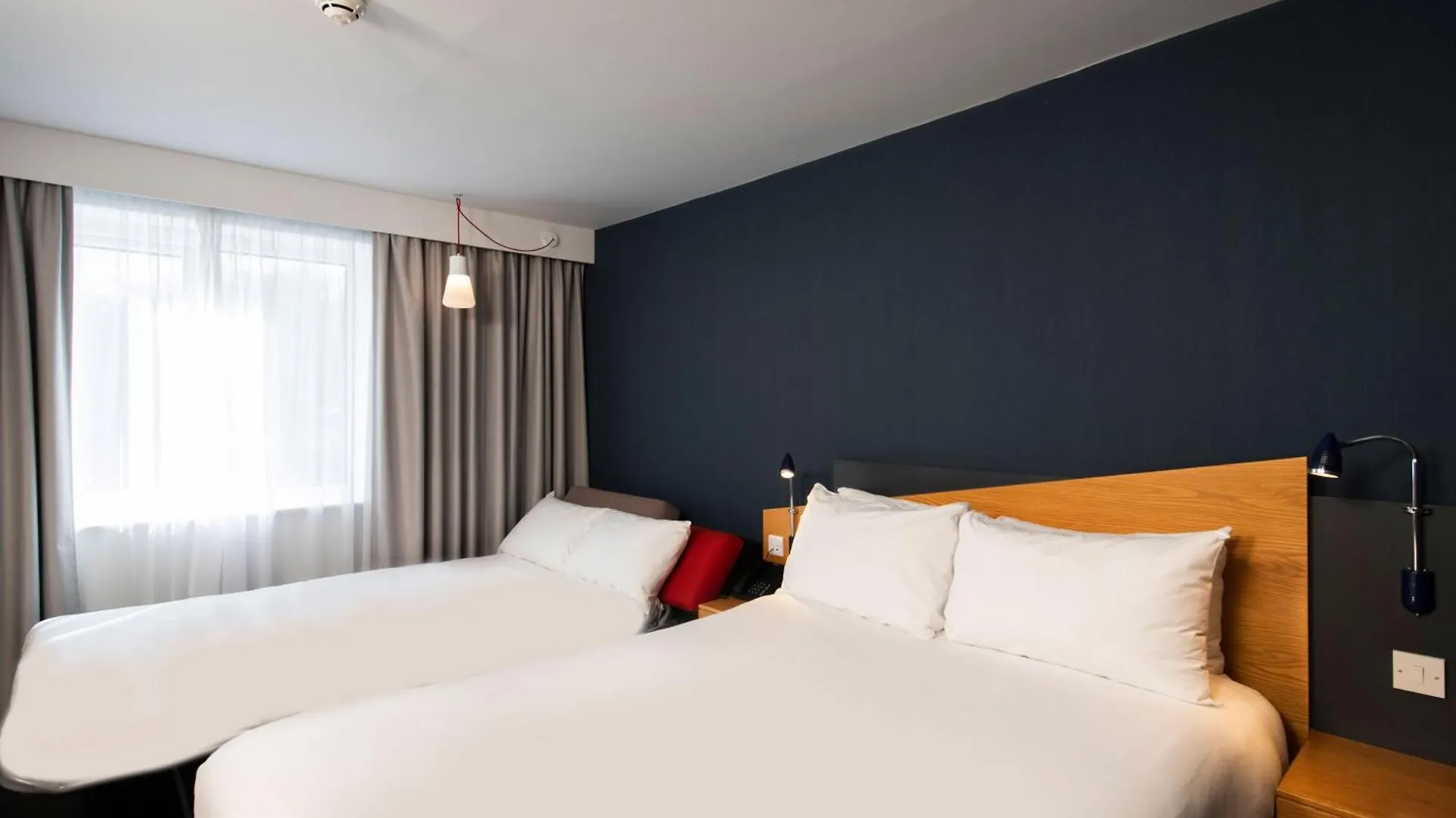 Holiday Inn Express Exeter East By Ihg
