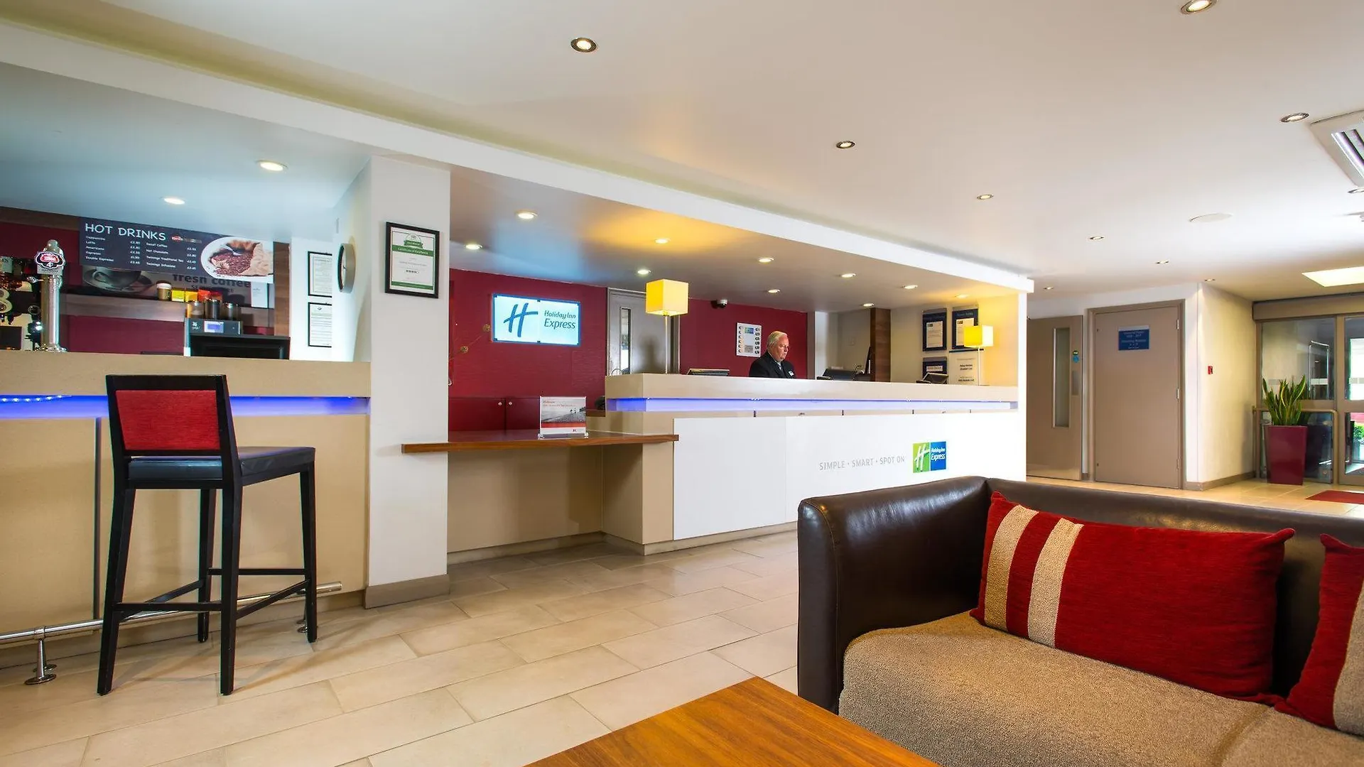 Holiday Inn Express Exeter East By Ihg 3*,