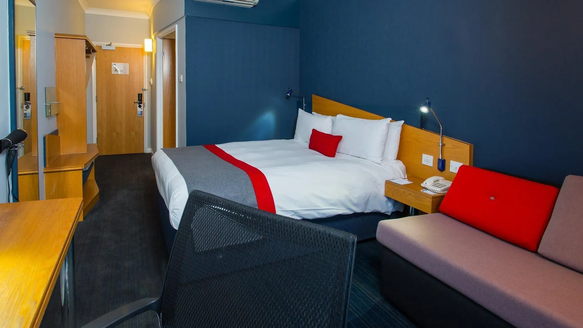 Holiday Inn Express Exeter East By Ihg United Kingdom