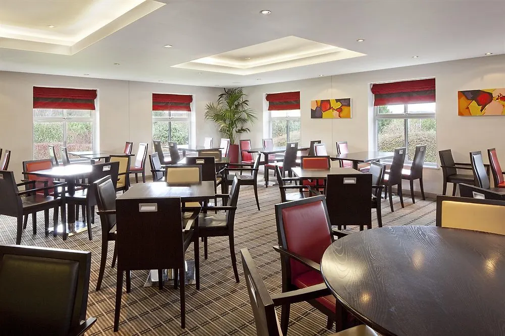 Holiday Inn Express Exeter East By Ihg 3*,