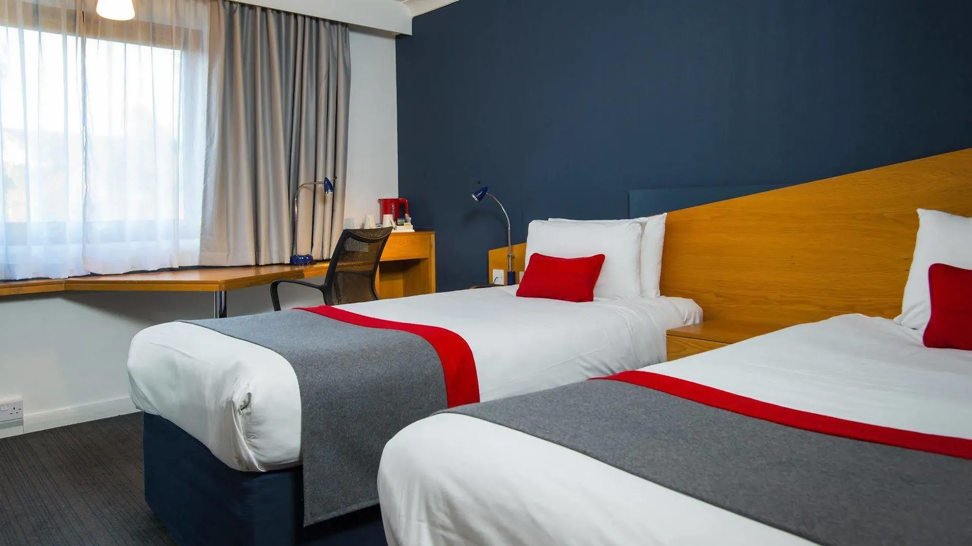 Holiday Inn Express Exeter East By Ihg